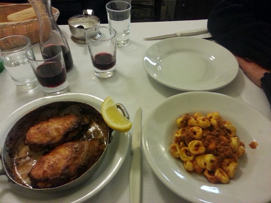 Pollo al burro e Tortellini al sugo